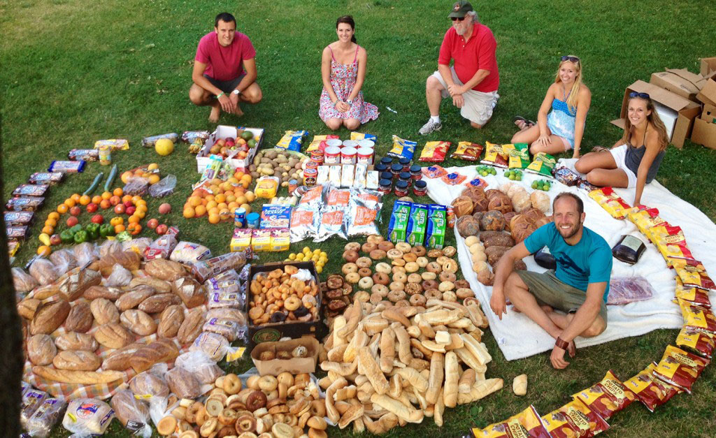 Rob Greenfield recovered all this food from dumpsters in Madison, Wisconson