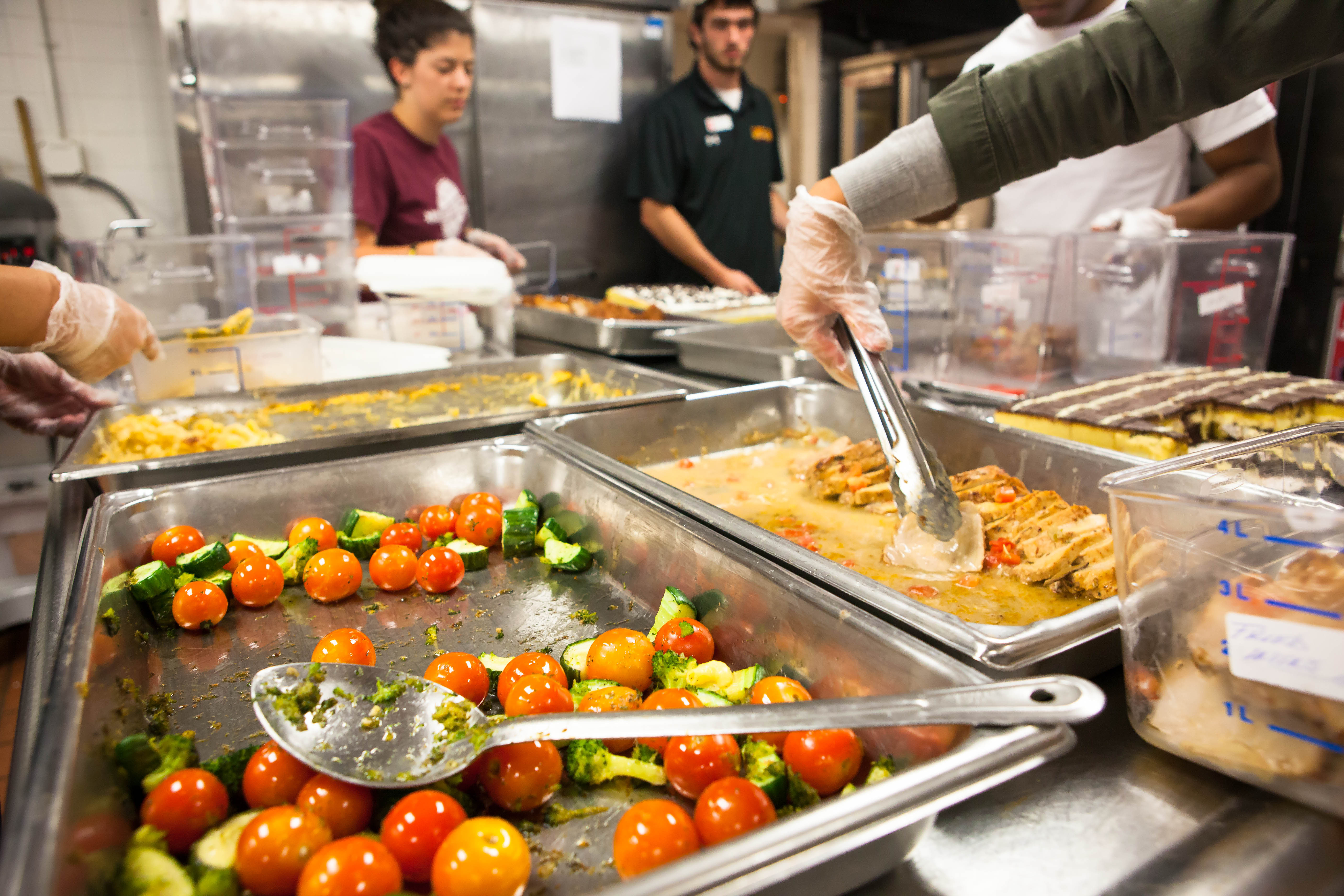 Food Recovery Network volunteers feeding hungry