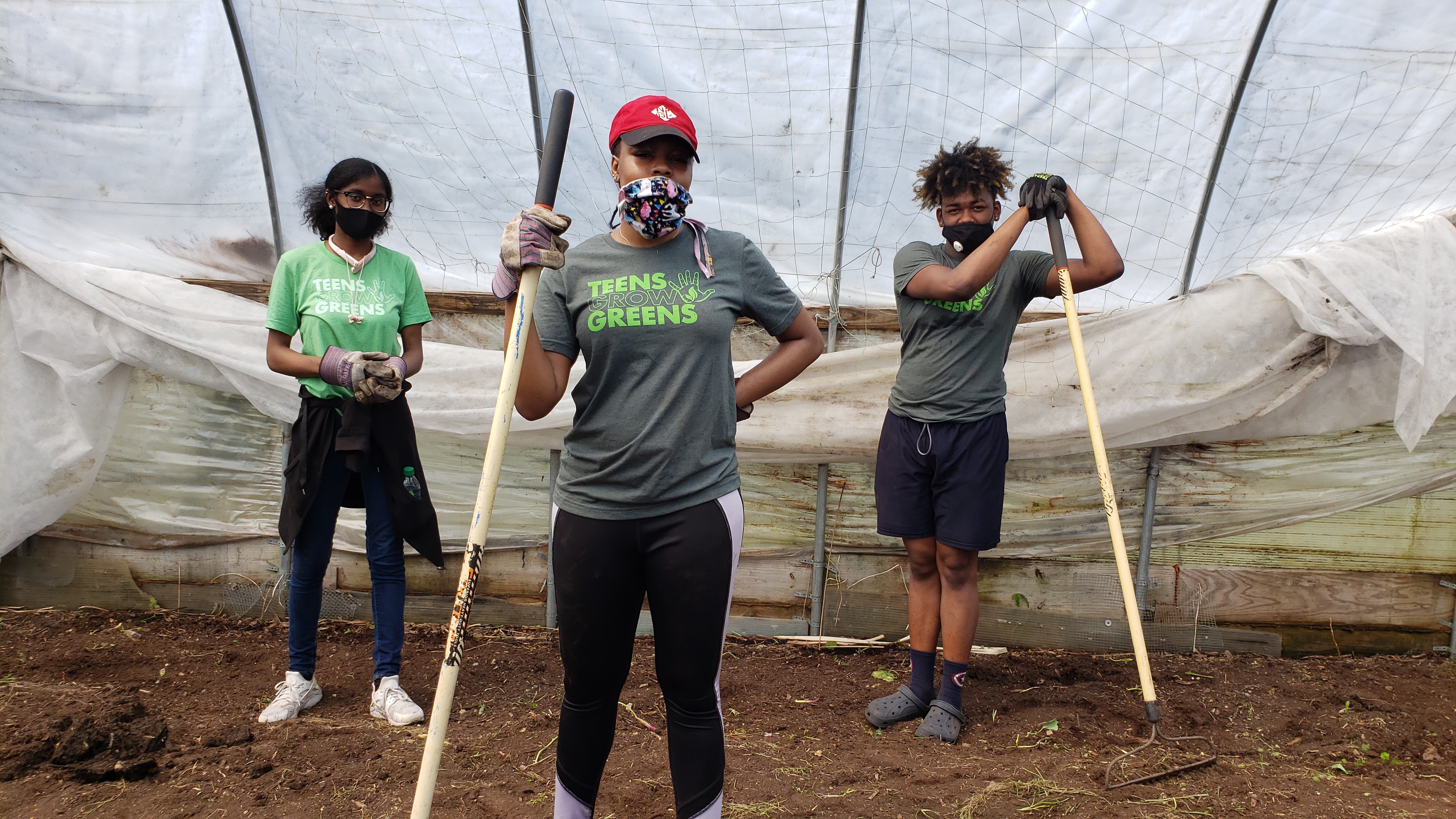 Increasing Food Accessibility & Empowering Youth: Community Changemaker Teens Grow Greens